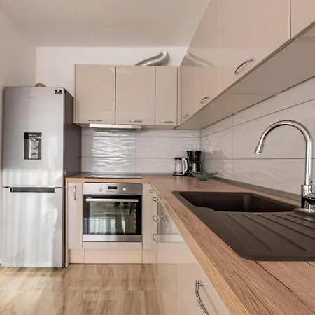Gorgeous In With Kitchen Lägenhet *