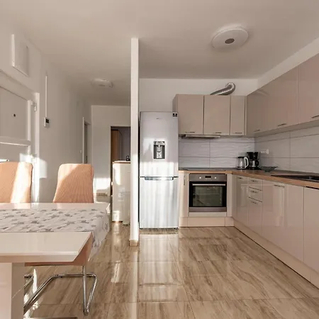 Gorgeous In With Kitchen Zadar